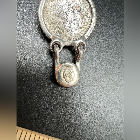 Premier Designs Silver Tone White Mother Of Pearl Inspired Bracelet Magnetic - Picture 5 of 10